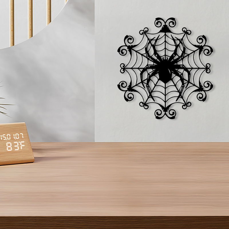 زينة جدارية معدنية على شكل شبك - مراجعة Spider Web Halloween Decoration وسعره