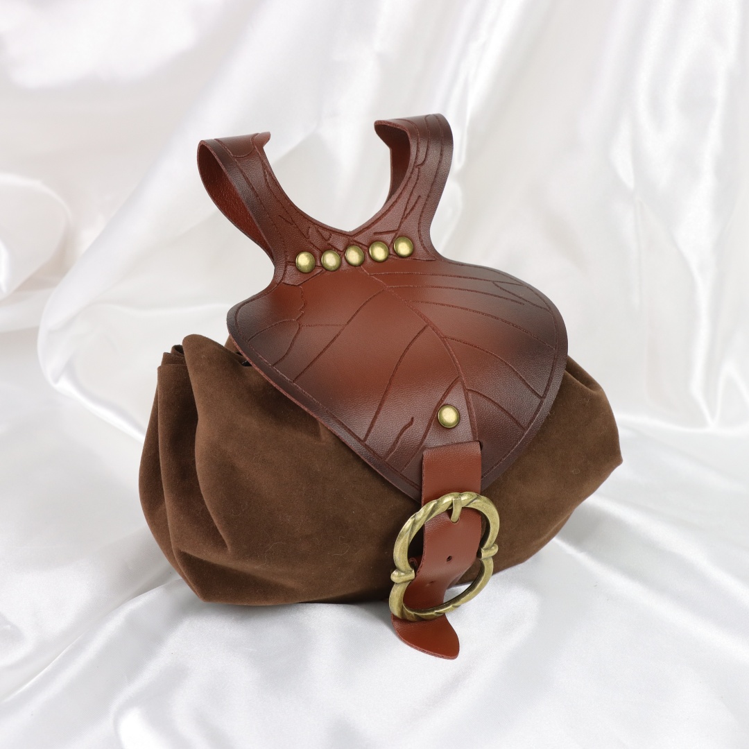 حقيبة خصر على شكل ورقة شجر من  - مراجعة Halloween Costume Adult وسعره